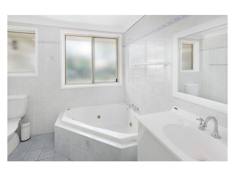 18 Gadara Drive, South Penrith NSW 2750