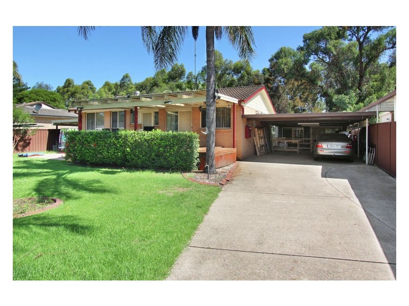 18 Gadara Drive, South Penrith NSW 2750