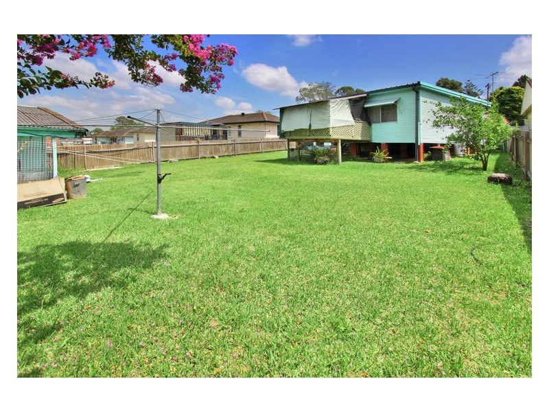 28 Robshaw Street, Marayong NSW 2148