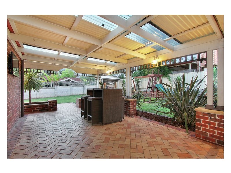 9 Lombard Place, Prospect NSW 2148