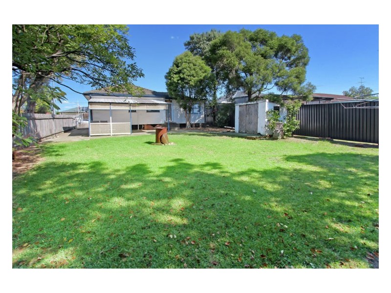 7 Becharry Road, Blacktown NSW 2148