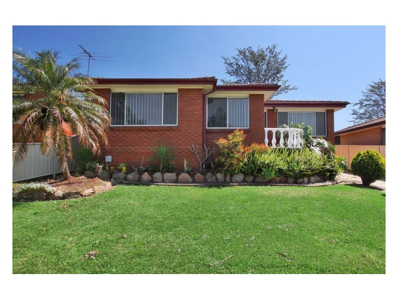 10 Desley Street, Prospect NSW 2148