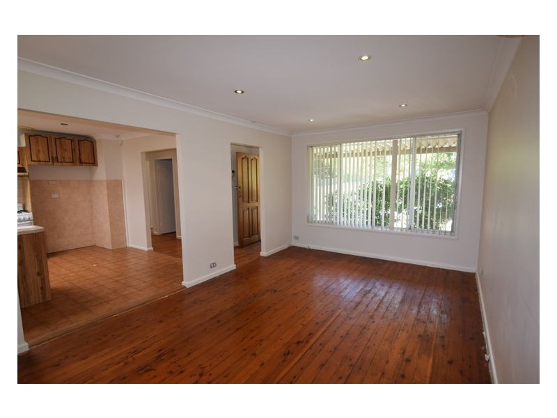 4 Mackenzie Boulevard, Seven Hills NSW 2147