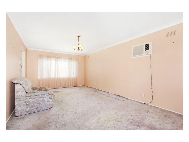 8 Garonne Street, Seven Hills NSW 2147