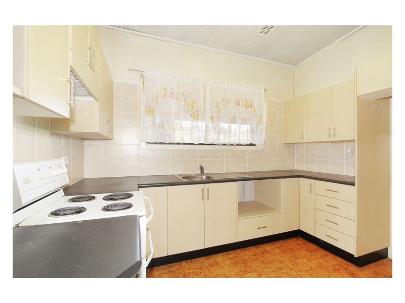 35 Matthew Crescent, Blacktown NSW 2148