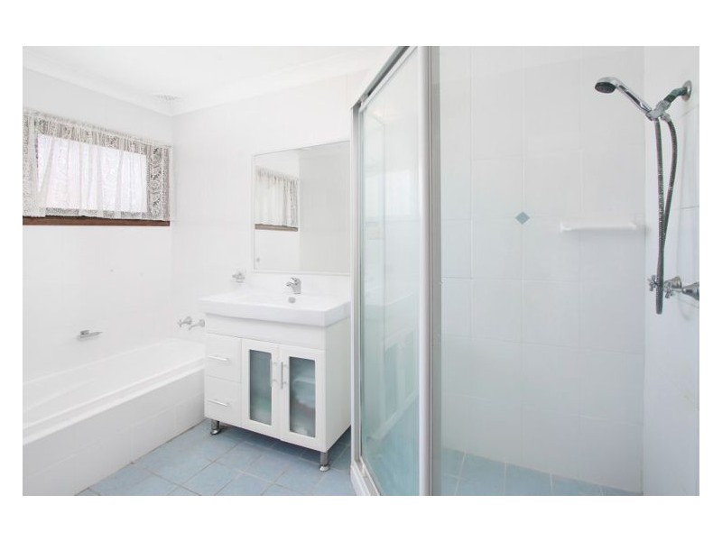 13 Dubbo Street, Quakers Hill NSW 2763