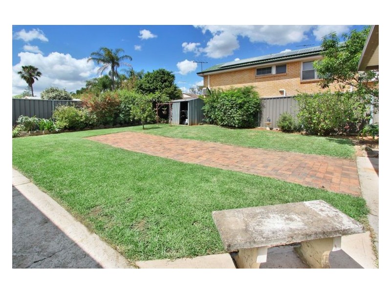13 Dubbo Street, Quakers Hill NSW 2763