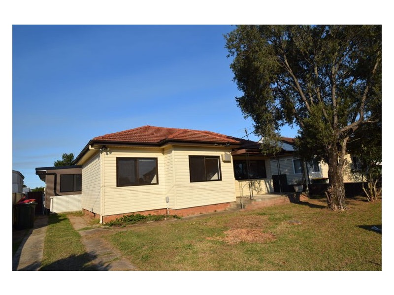 15 Lyton street, Blacktown NSW 2148