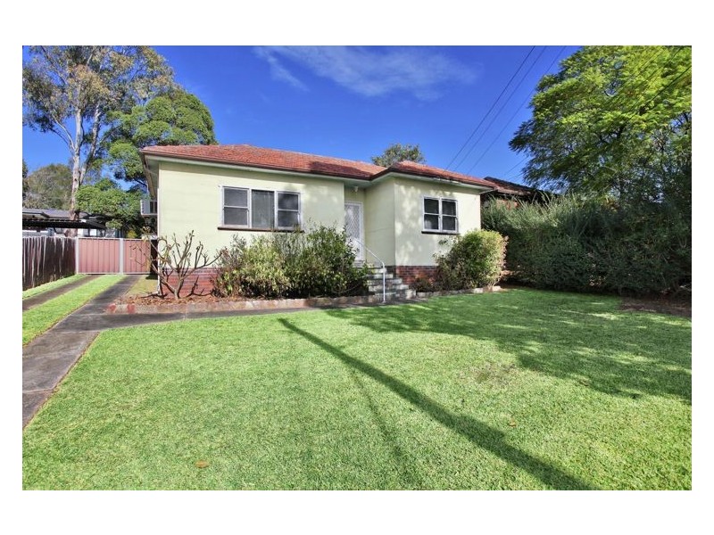 18 Bedford Road, Blacktown NSW 2148