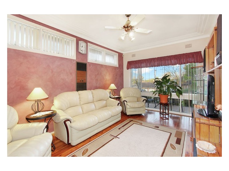 14 Maud Street, Blacktown NSW 2148