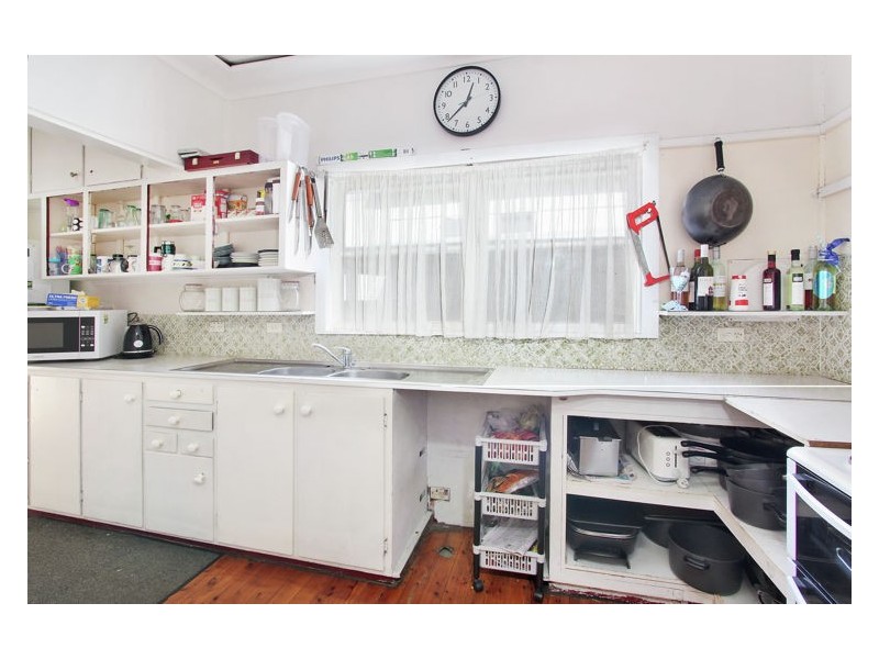 36 Scott Street, Toongabbie NSW 2146