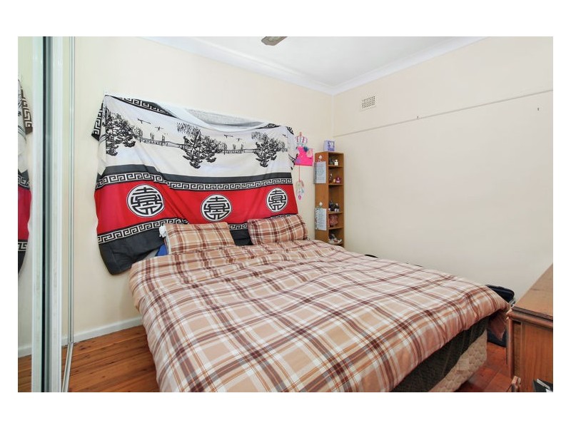 36 Scott Street, Toongabbie NSW 2146