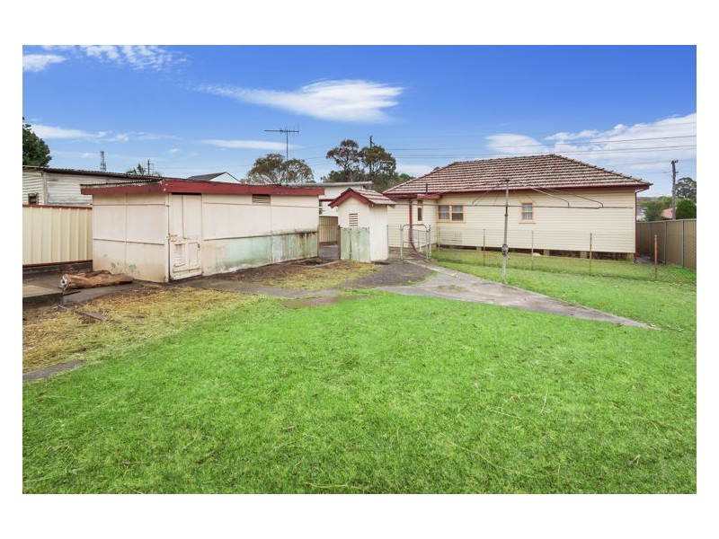 29 Leabons Lane, Seven Hills NSW 2147