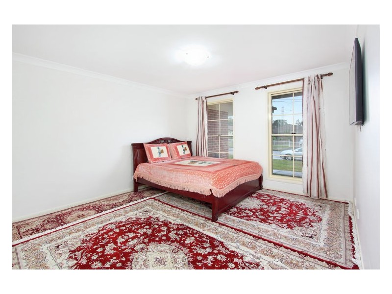 36 Edgeware Road, Prospect NSW 2148