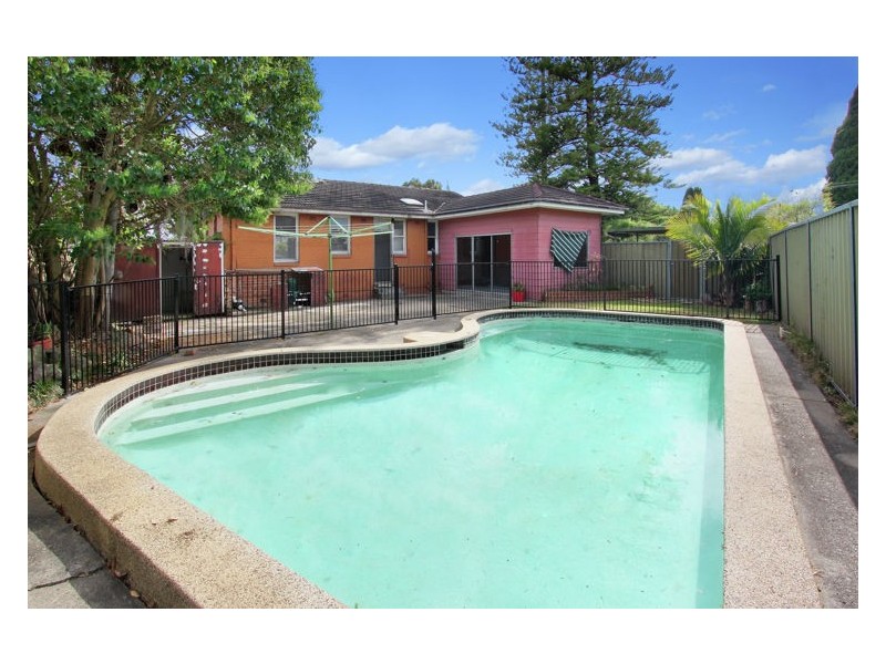 2 Mountfort Street, Lalor Park NSW 2147