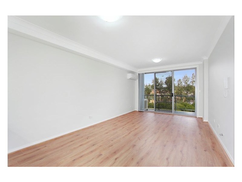 D202/8 Myrtle Street, Prospect NSW 2148