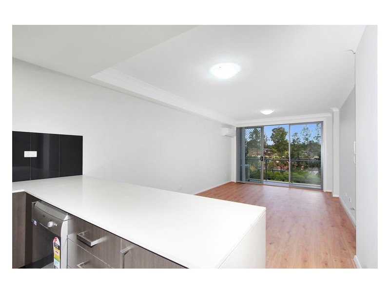 D202/8 Myrtle Street, Prospect NSW 2148