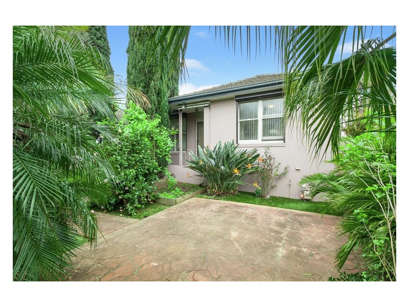 135 Woodville Road, Chester Hill NSW 2162