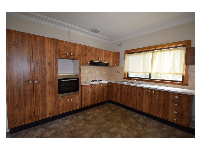 28 Walters Road, Blacktown NSW 2148