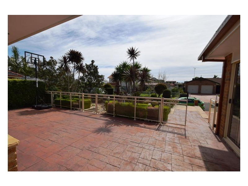 4 Heber Place, Prospect NSW 2148