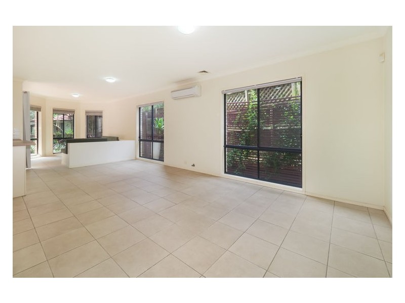 16 Cattai Creek Drive, Kellyville NSW 2155