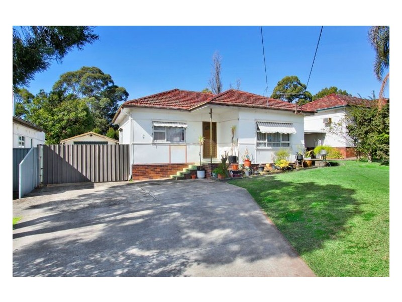 36 Scott Street, Toongabbie NSW 2146