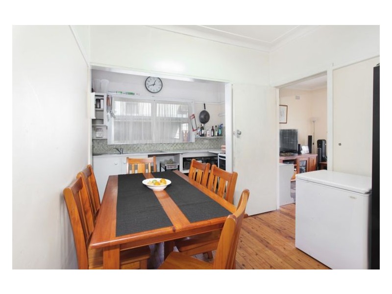 36 Scott Street, Toongabbie NSW 2146