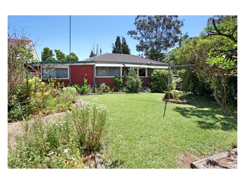 37 Leslie Street, Blacktown NSW 2148