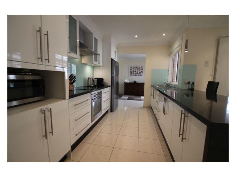 9 Ollier Crescent, Prospect NSW 2148