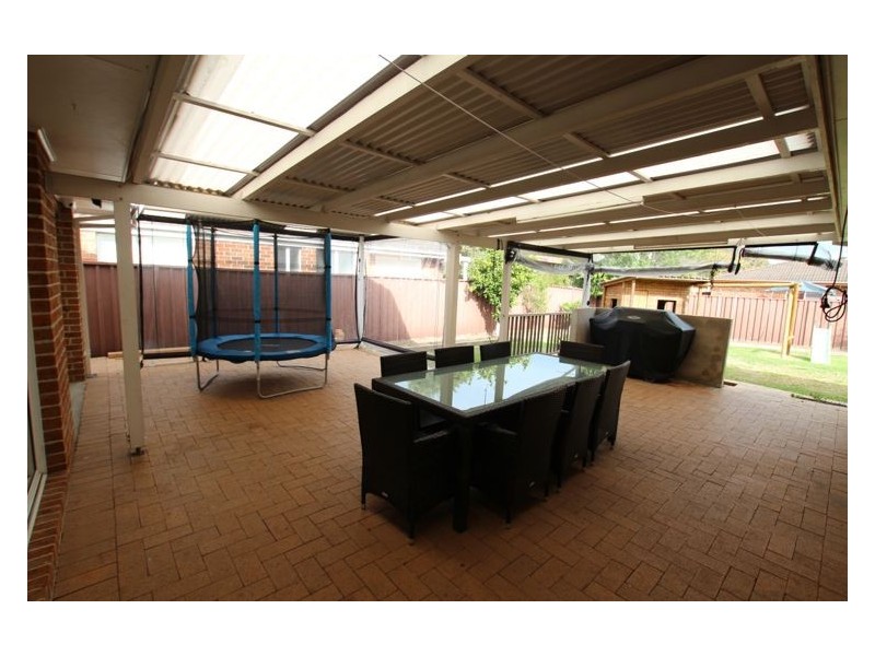 9 Ollier Crescent, Prospect NSW 2148