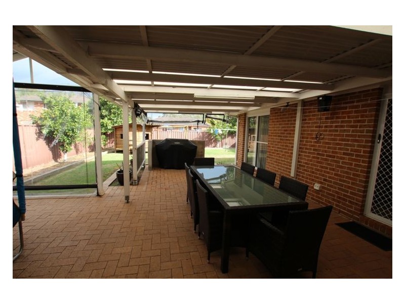 9 Ollier Crescent, Prospect NSW 2148