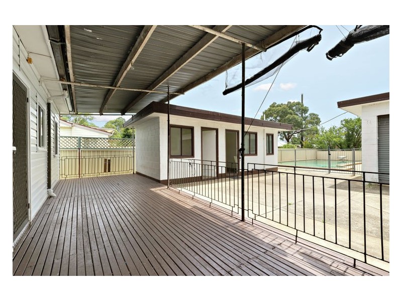 69 Earle Street, Doonside NSW 2767