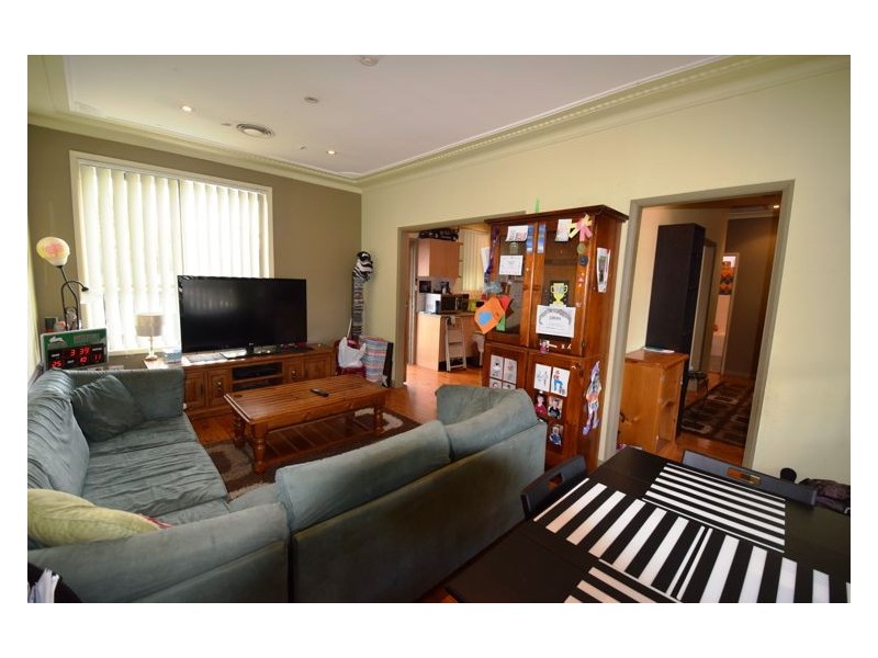 34 Kirkman Road, Blacktown NSW 2148