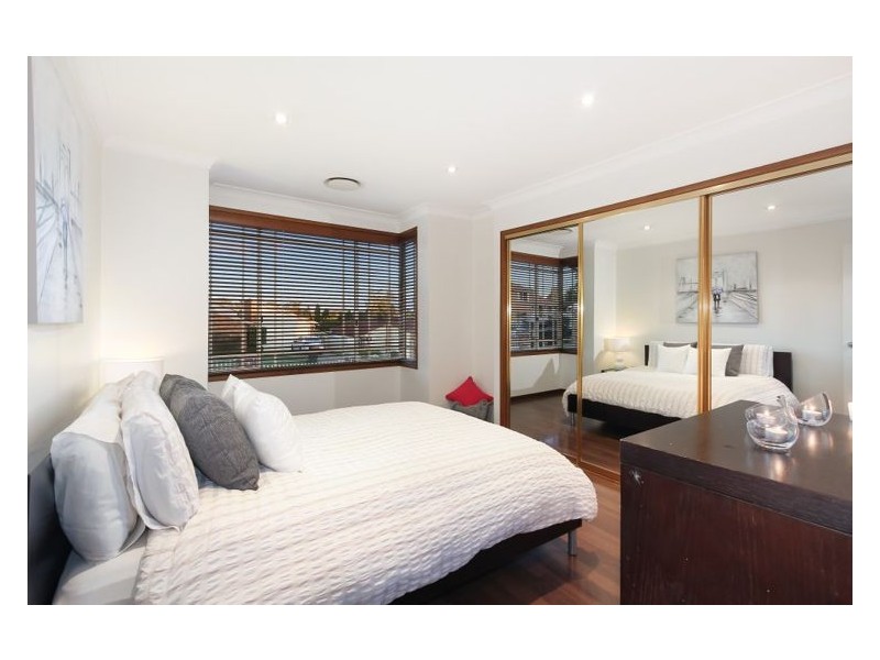 9 Lombard Place, Prospect NSW 2148