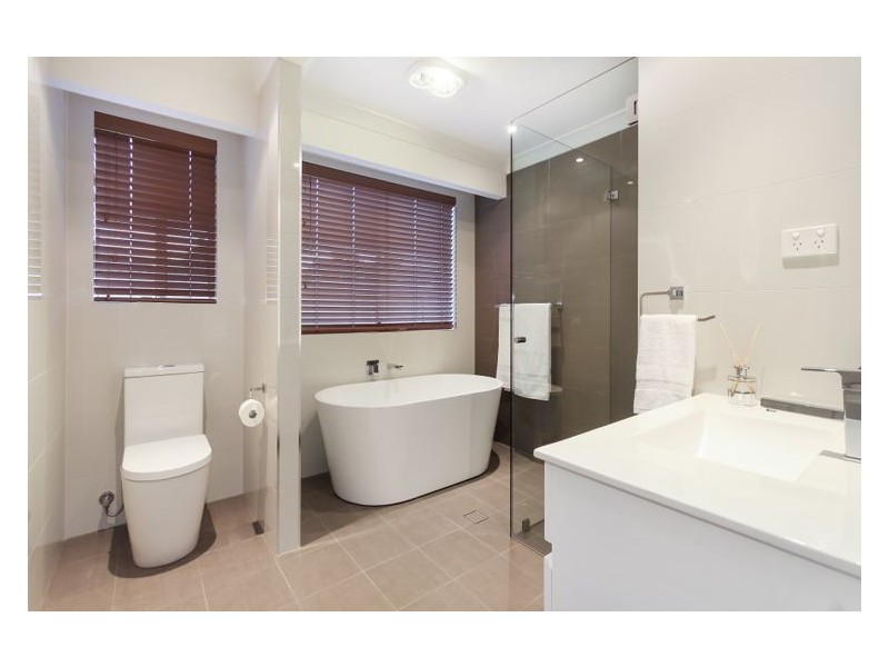 9 Lombard Place, Prospect NSW 2148