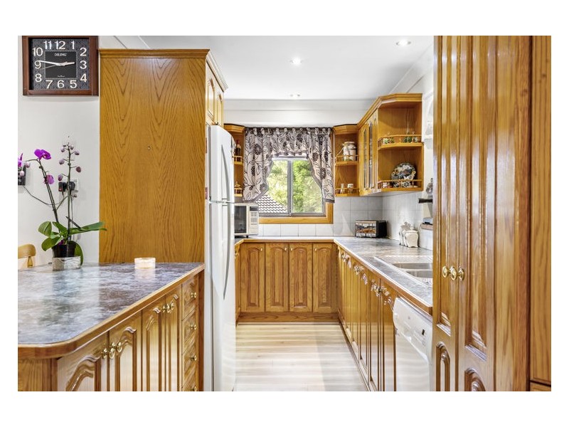 24 Dinton Street, Prospect NSW 2148