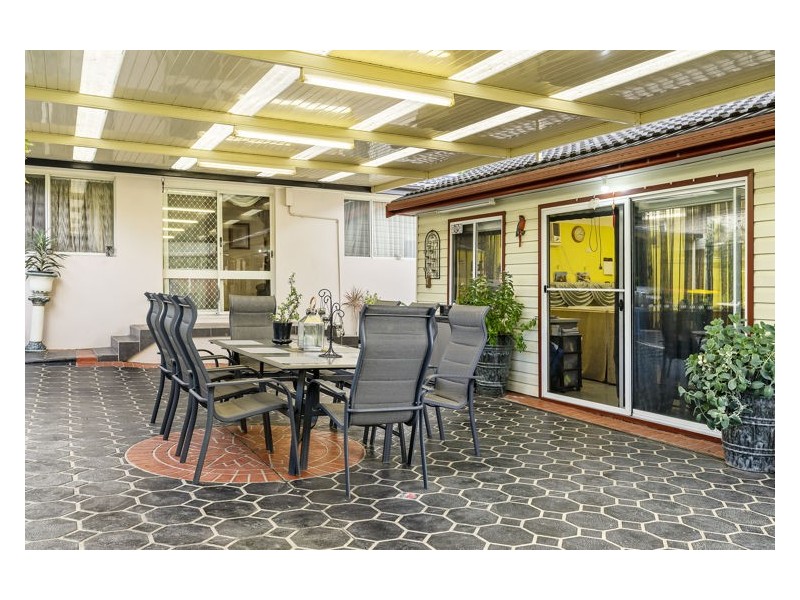 24 Dinton Street, Prospect NSW 2148