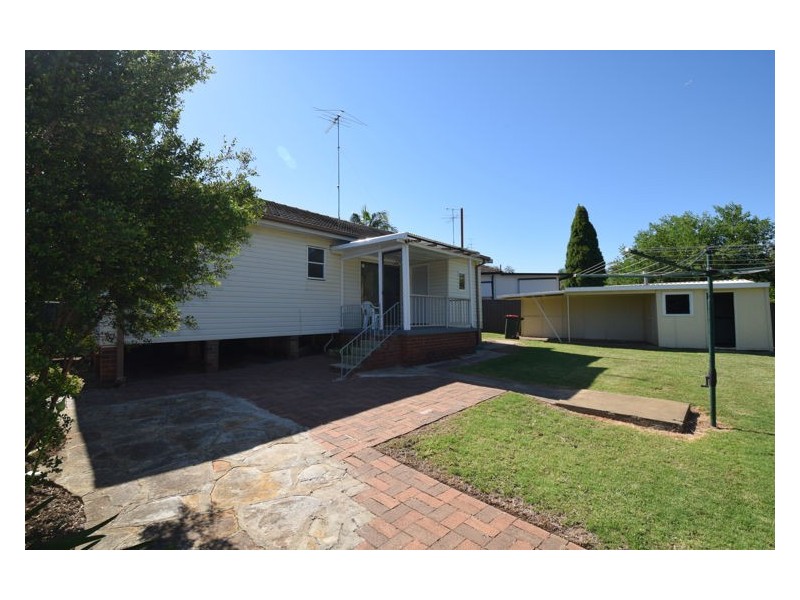 34 Pineleigh Road, Lalor Park NSW 2147