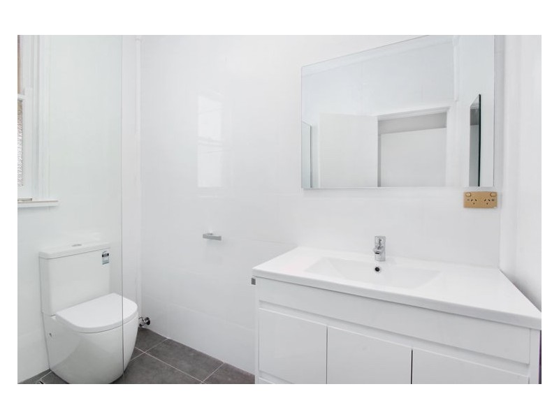 8 Adams Crescent, St Marys NSW 2760