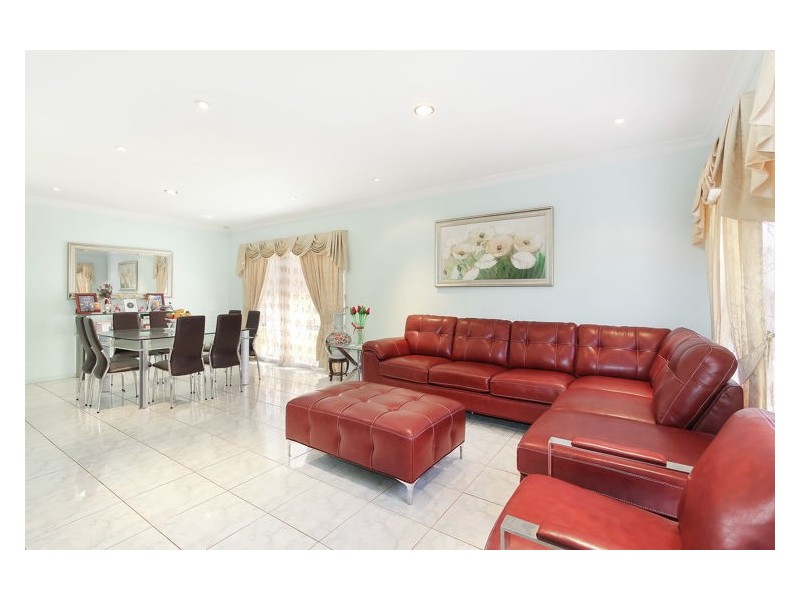 8 Outlook Street, Blacktown NSW 2148