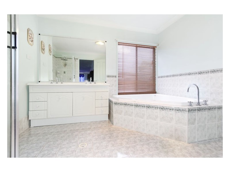 8 Outlook Street, Blacktown NSW 2148