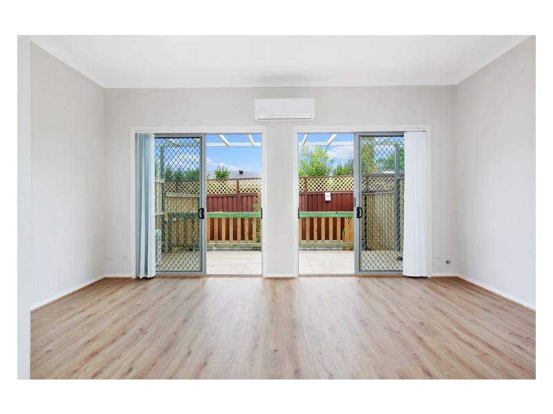 2/8E Myrtle Street, Prospect NSW 2148