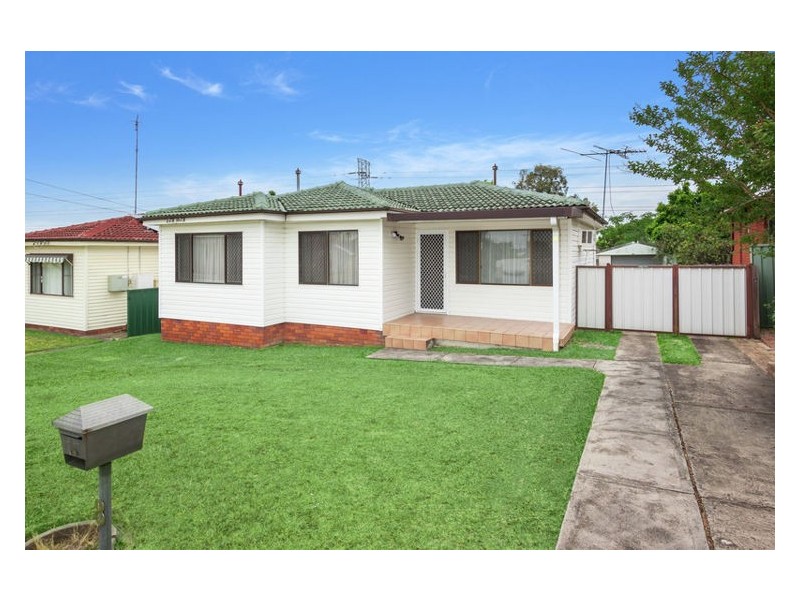 8 Garonne Street, Seven Hills NSW 2147