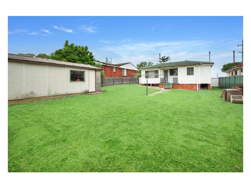 8 Garonne Street, Seven Hills NSW 2147