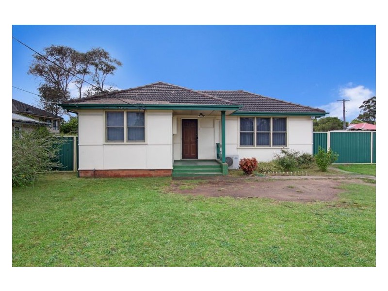 64 Bennett Road, Colyton NSW 2760