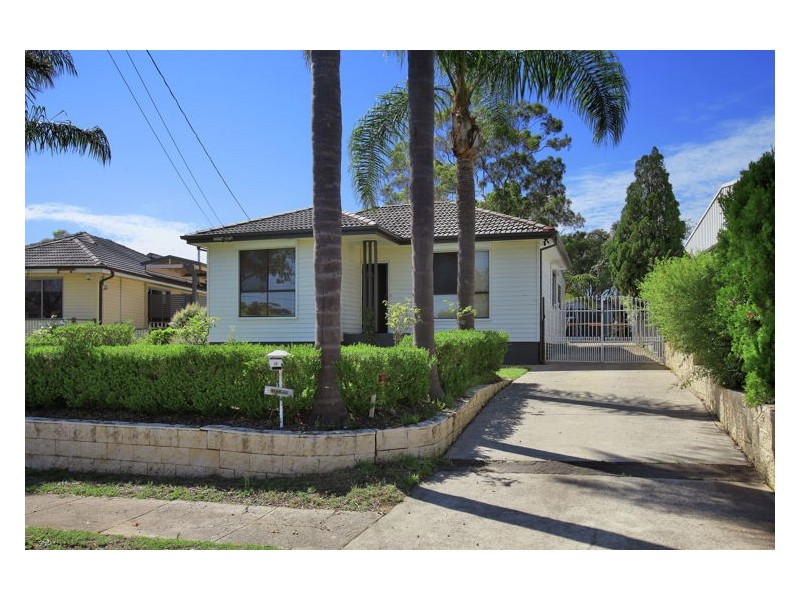 18 Macdonald Avenue, Lalor Park NSW 2147