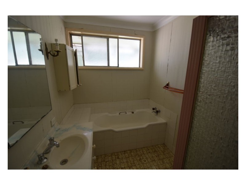 10 Third Road, Berkshire Park NSW 2765