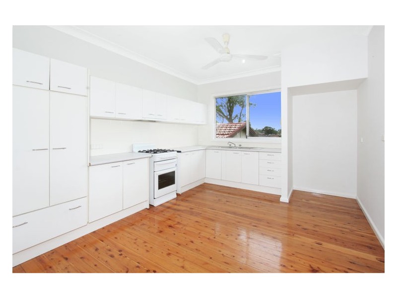 2 Leslie Street, Blacktown NSW 2148