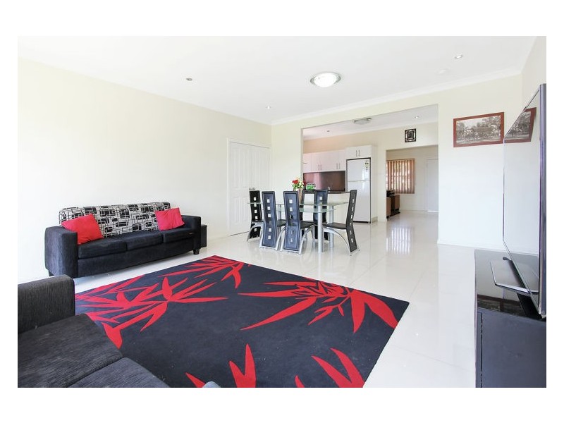 32 Paul Street, Blacktown NSW 2148