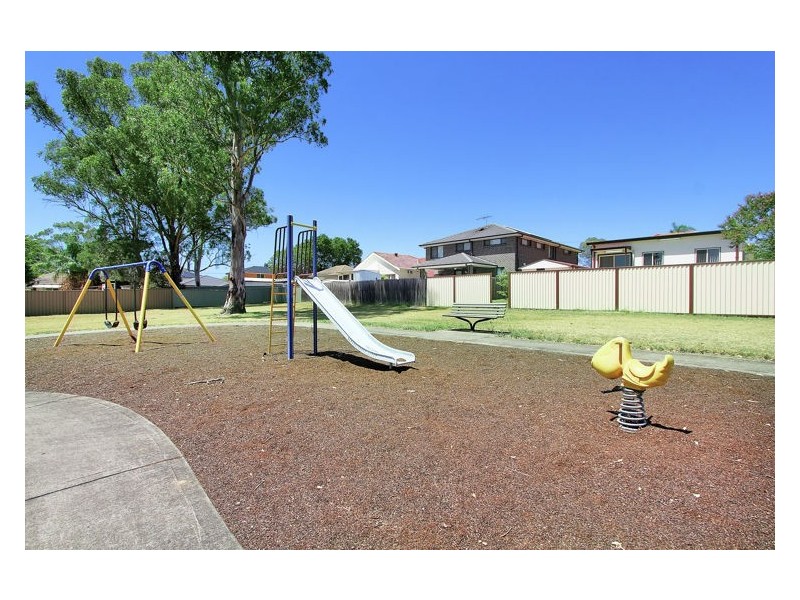 32 Paul Street, Blacktown NSW 2148